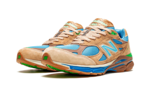New Balance 990 v3 Joe Freshgoods Outside Clothes - M990JG3 - 2