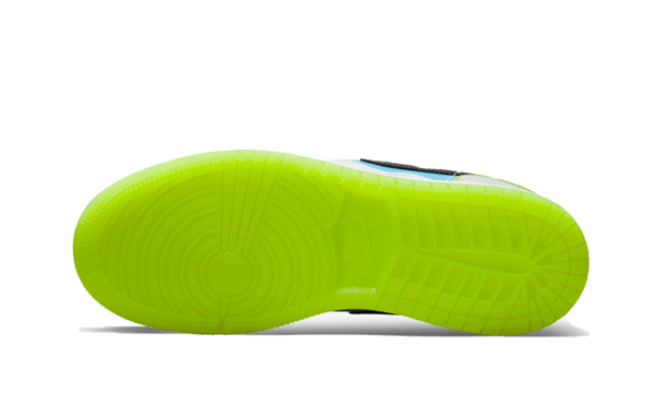 Air Jordan 1 Low SE Warped Swoosh - DV1324-117 - 3