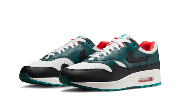 Nike Air Max 1 Liverpool Lebron James - FB8914-100 - 2