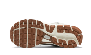 Nike Zoom Vomero 5 Light Orewood Brown - FZ3780-101 - 4