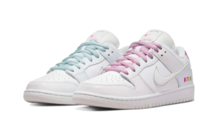 Nike SB Dunk Low Pro Be True - DR4876-100 - 2
