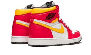 Air Jordan 1 Retro High OG Light Fusion Red - 555088-603 - 3