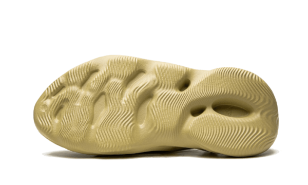 Adidas Yeezy Foam RNNR Sulfur - GV6775 - 4