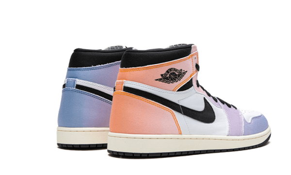 Air Jordan 1 Retro High OG Skyline - DX0054-805 - 3