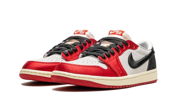 Air Jordan 1 Retro Low OG Trophy Room - FN0432-100 - 2