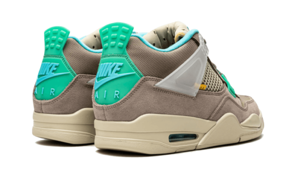 Air Jordan 4 Retro Union Taupe Haze - DJ5718-242 - 3