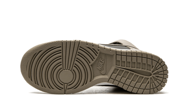 Nike Dunk High Moon Fossil - DD1869-002 - 4