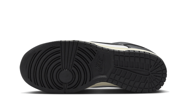 Nike Dunk Low Vintage Panda - FQ8899-100 - 3