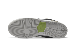 Nike SB Dunk Low Chlorophyll - BQ6817-011 - 3