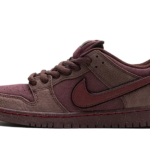 Nike SB Dunk Low City Of Love Burgundy Crush - FN0619-600 - 1