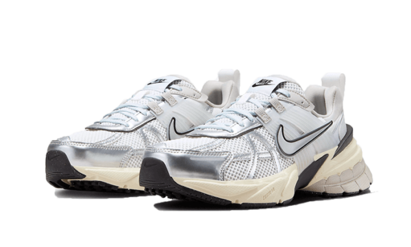 Nike V2K Run Metallic Silver - FD0736-100 - 2