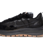 Nike Vaporwaffle Sacai Black Gum - DD1875-001 - 1