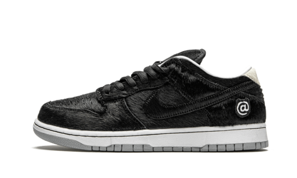 Nike SB Dunk Low BE@RBRICK Medicom Toy - CZ5127-001 - 1