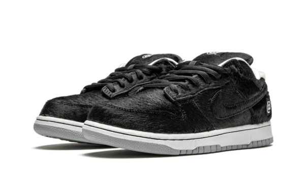 Nike SB Dunk Low BE@RBRICK Medicom Toy - CZ5127-001 - 2