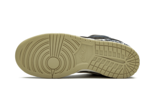 Nike SB Dunk Low Travis Scott - CT5053-001 - 4