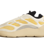 Adidas Yeezy 700 V3 Safflower - G54853 - 1