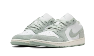 Air Jordan 1 Low SE White Seafoam - FN9137-131 - 2