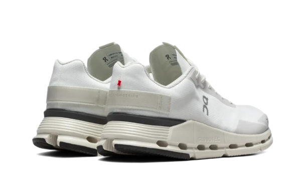 On Running Cloudnova Form White - 26.98483 / 26.98478 - 3